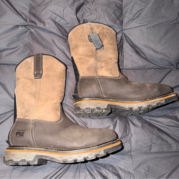 Timberland PRO 8.5 WIDE— THESE ARE STEEL TOE BOOTS. - Picture 2 of 7